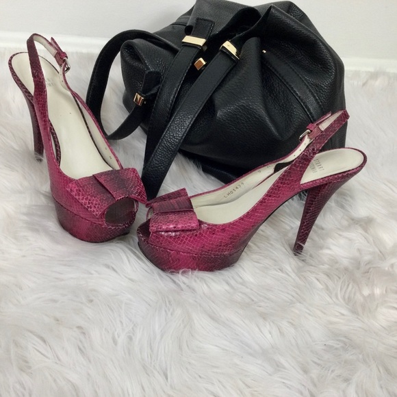 Stuart Weitzman Fuschia Snakeskin Platform Open Toe Heels With Bow EUC! - Picture 5 of 10